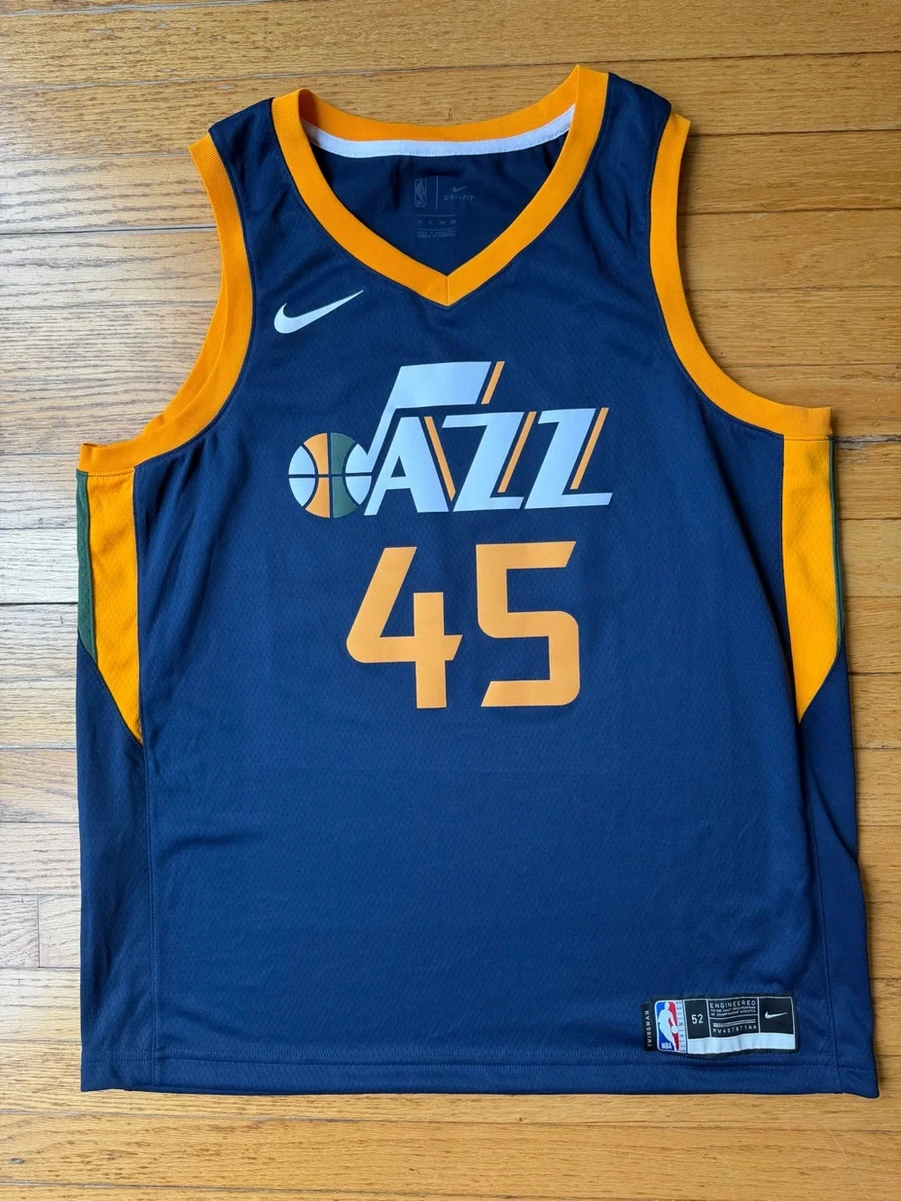 NWT DONOVAN MITCHELL UTAH JAZZ FANATICS (M) JERSEY